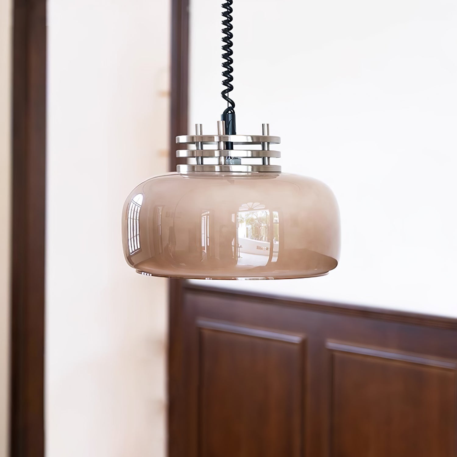 Ebb Pendant Lamp ∅ 13.8″ x H 9.4″ / Dia 35cm x H 24cm / Chrome & Light brown Pendant light