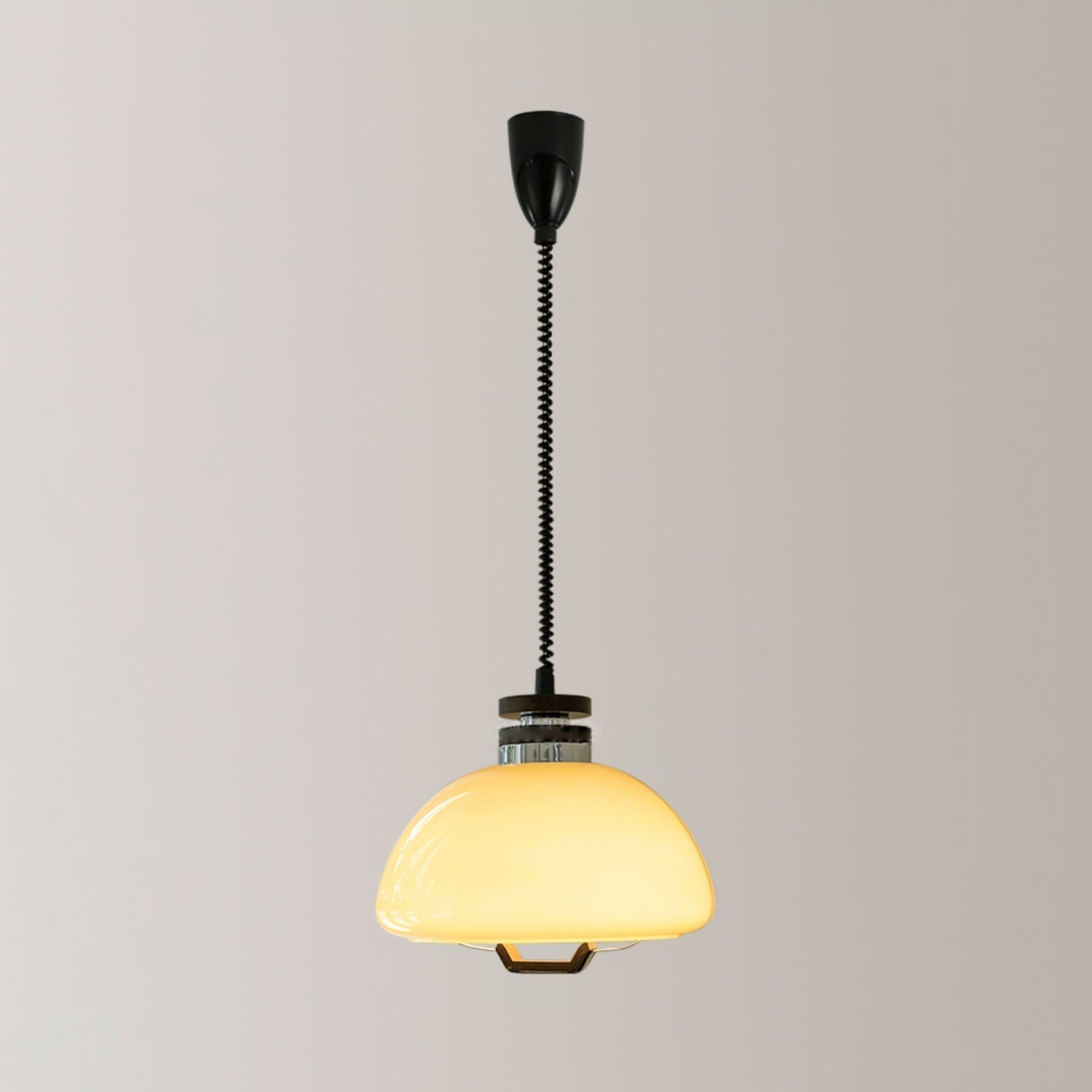 Vela Pudding Pendant Light ∅ 15.7″ x H 12.5″ / Beige Pendant light