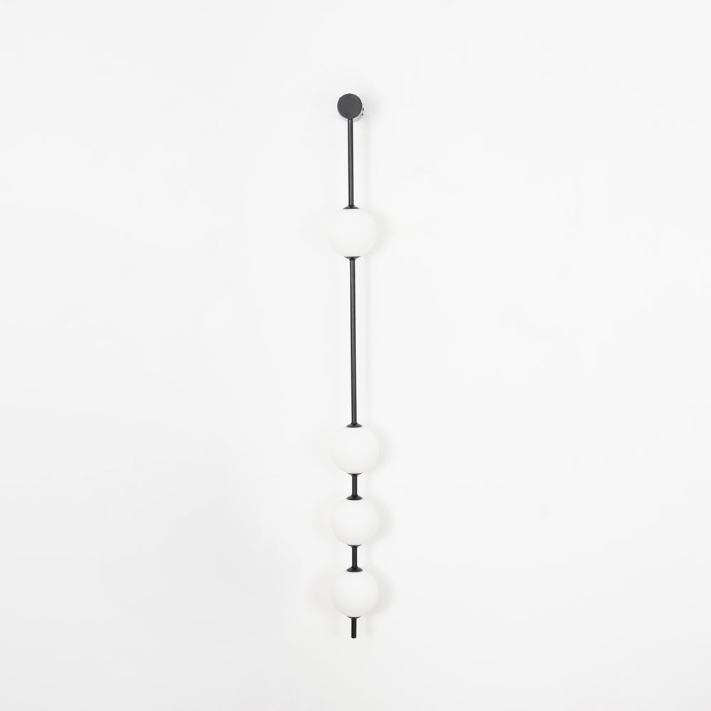 Vertical Balls Wall Lamp 4 Lamps: ∅ 4.7″ x H 51.2″ / Dia 12cm x H 130cm / Black & Plastic Ball / Warm White Wall lamp