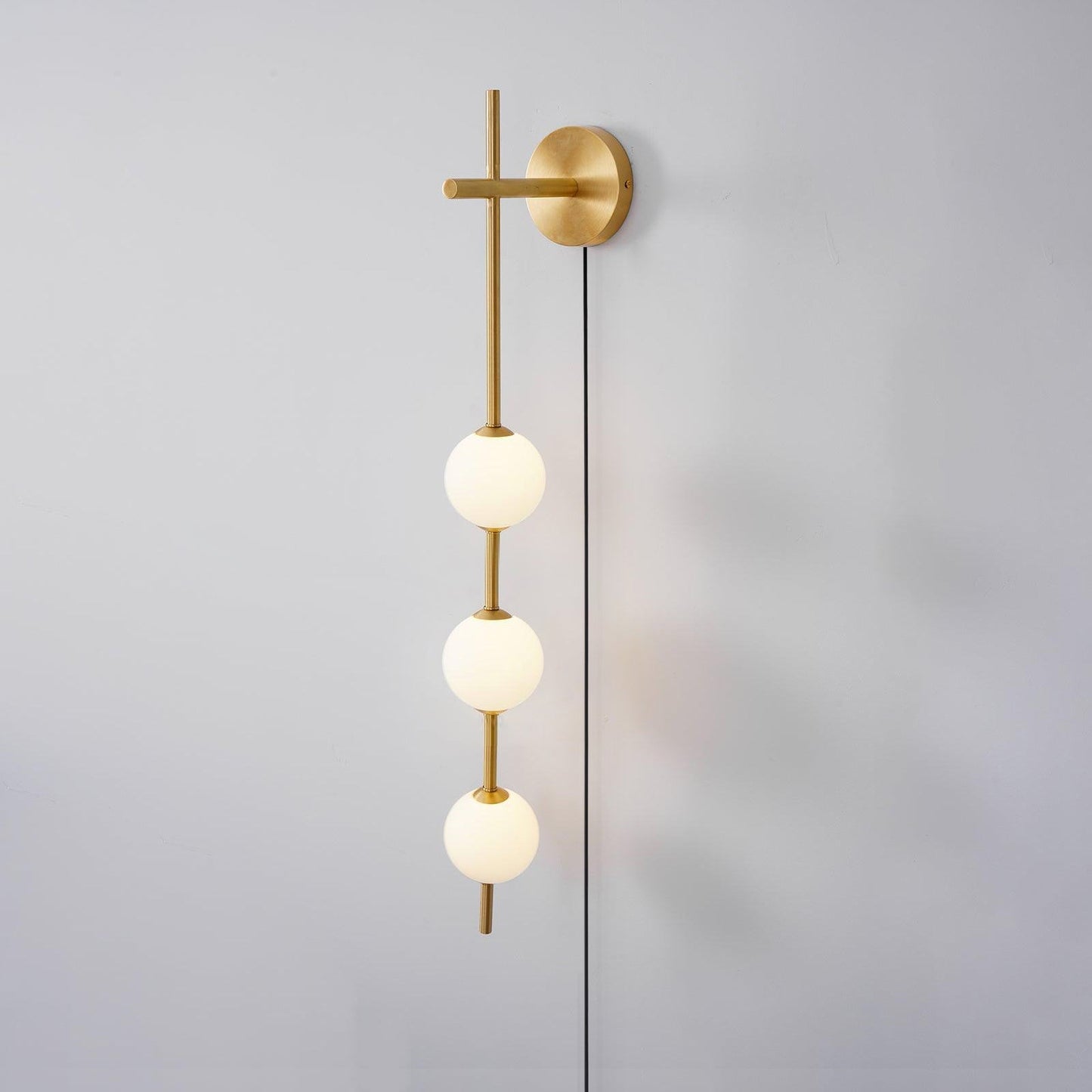 Vertical Globe Plug-in Wall Lamp ∅ 3.9″ x H 30.7″ / Dia 10cm x H 78cm / Brass & Plastic ball / US Plug 1001 Wall lamp