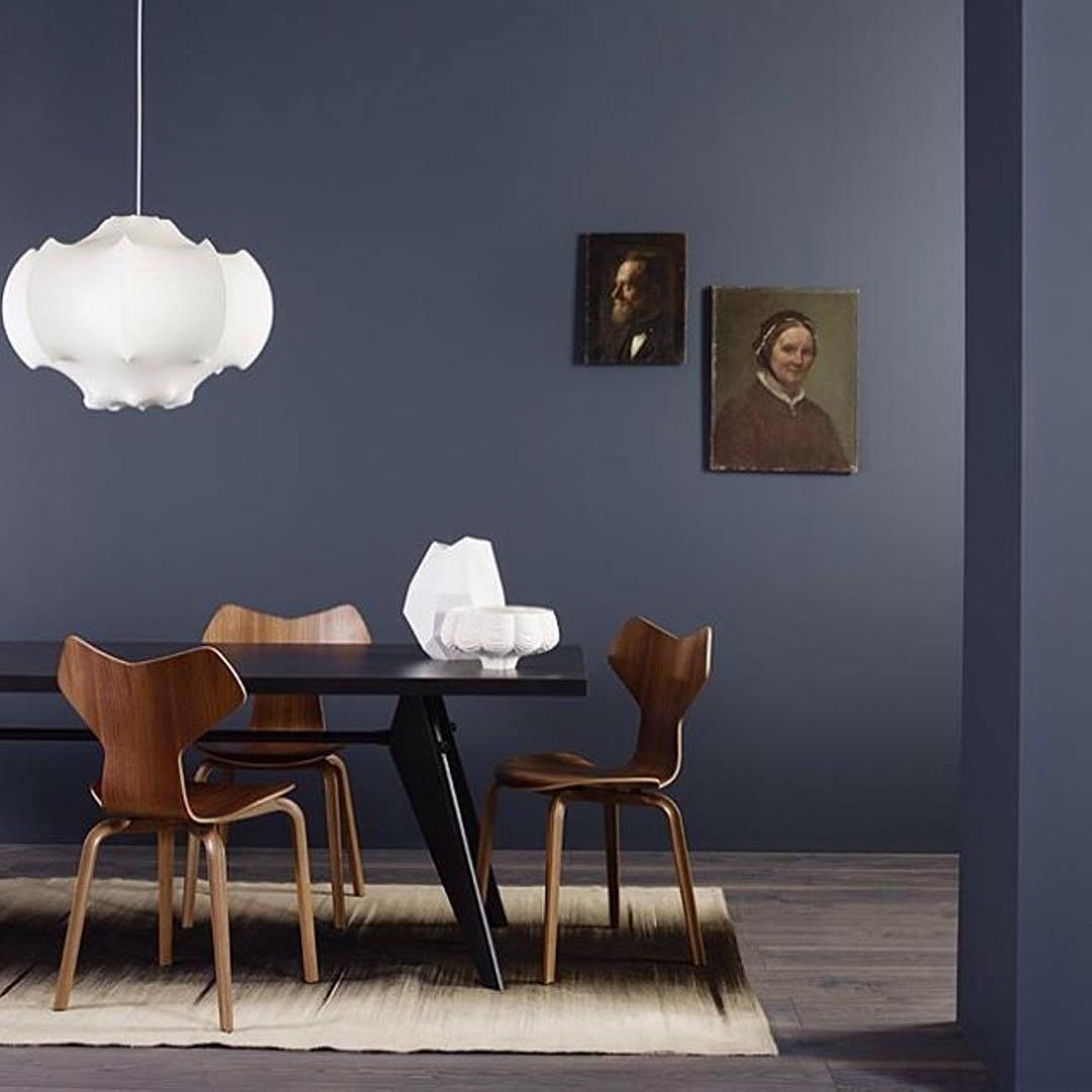 Veil Cocoon Pendant Lamp ∅ 26.8″ x H 19.3″ / Dia 68cm x H 49cm / White Pendant light