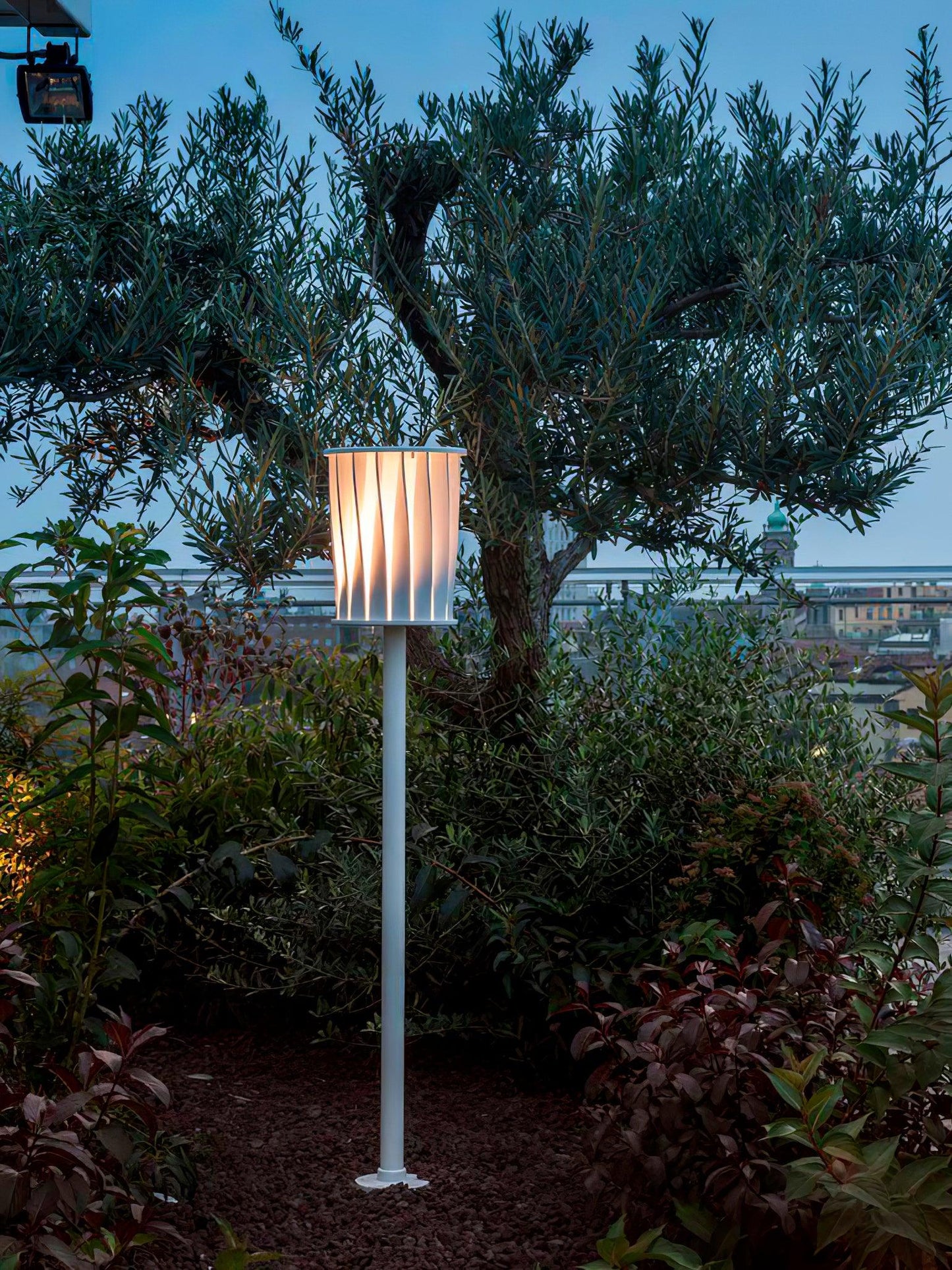 White Column Outdoor Light ∅ 7.9″ x H 59″ / Dia 20cm x H 150cm / White Floor lamp