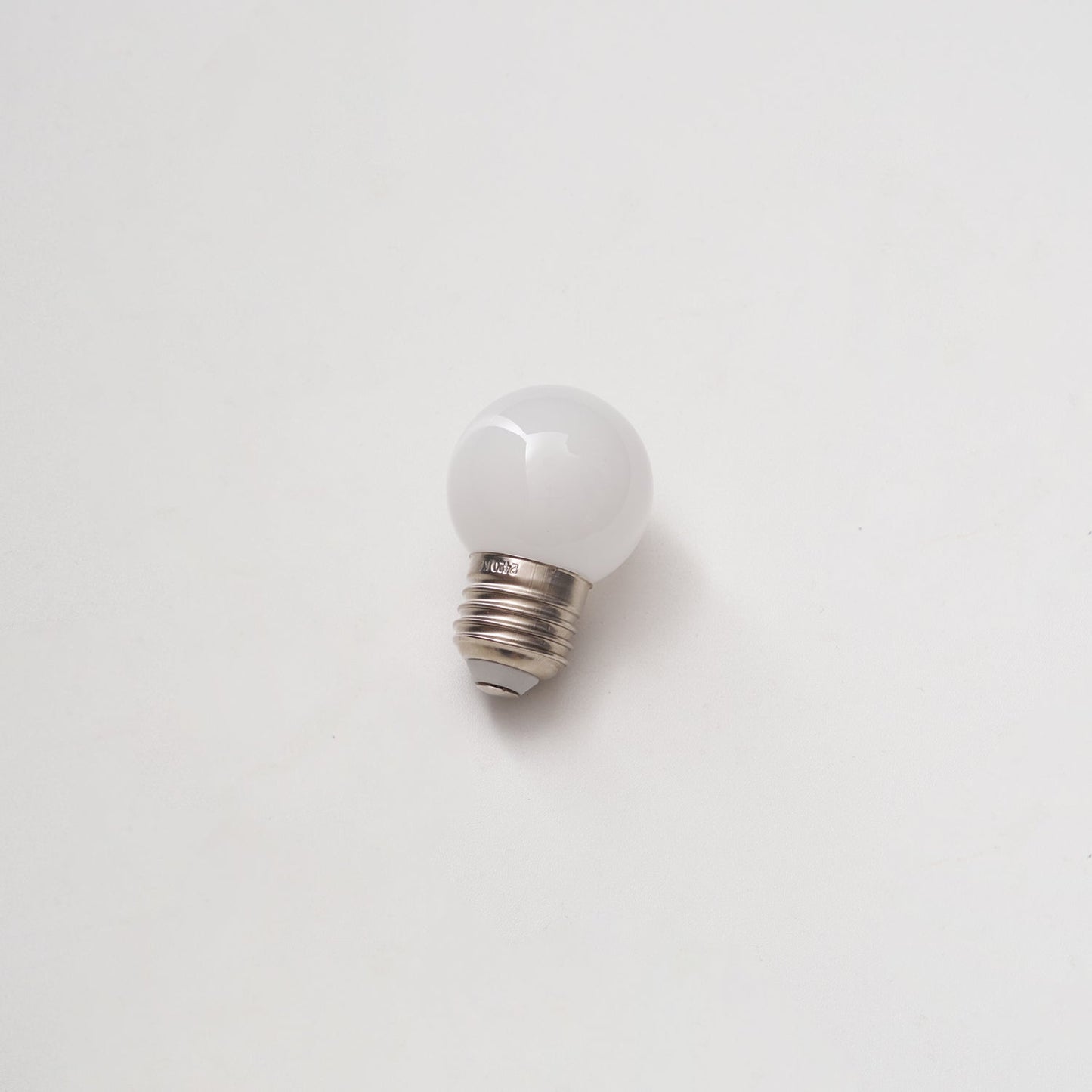 White LED Light E27 or E26 Bulb ∅ 1.8″ x H 2.6″ / No delivery if purchased separately 1001 Light source & accessories
