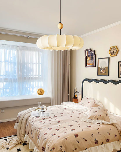 Winnie Veil Pendant Light ∅ 19.7″ x H 11″ / Dia 50cm x H 28cm / Beige Pendant light
