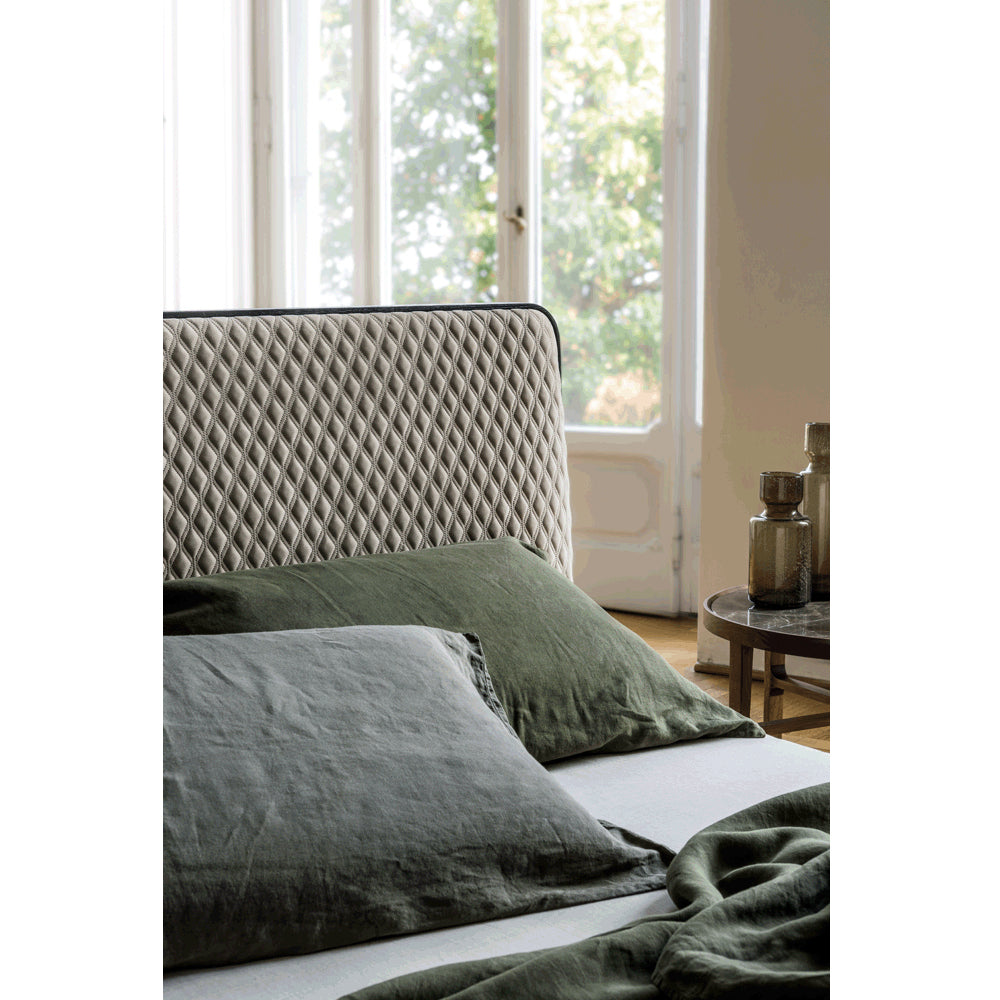 Bali Bed