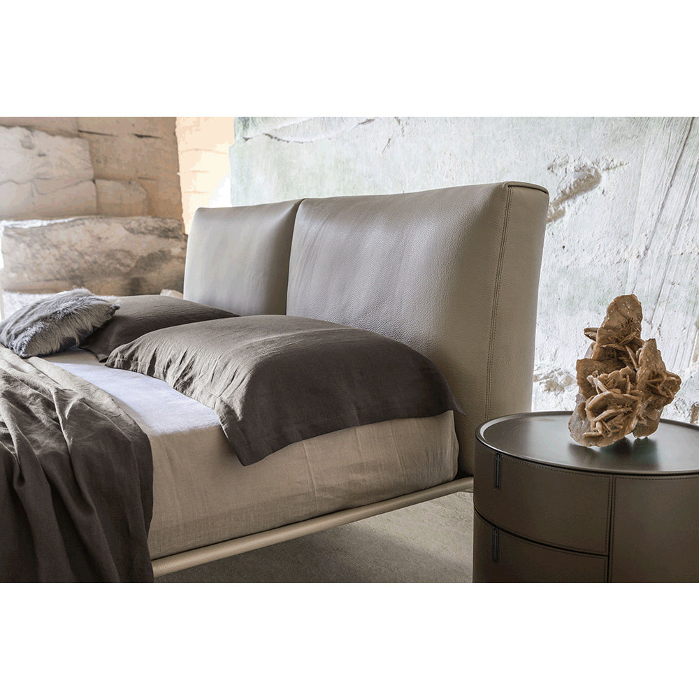 Papillon Bed
