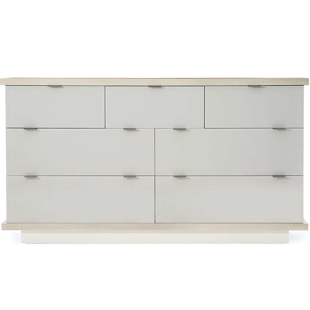 Expressions Dresser