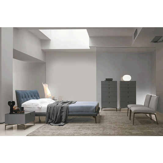 Meridien Chest