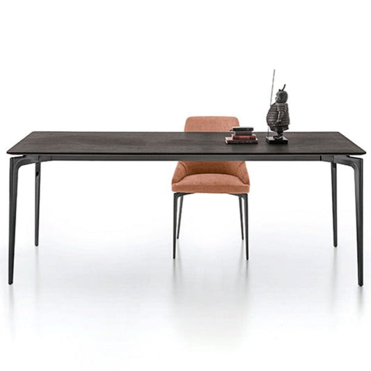 Liuto Dining Table