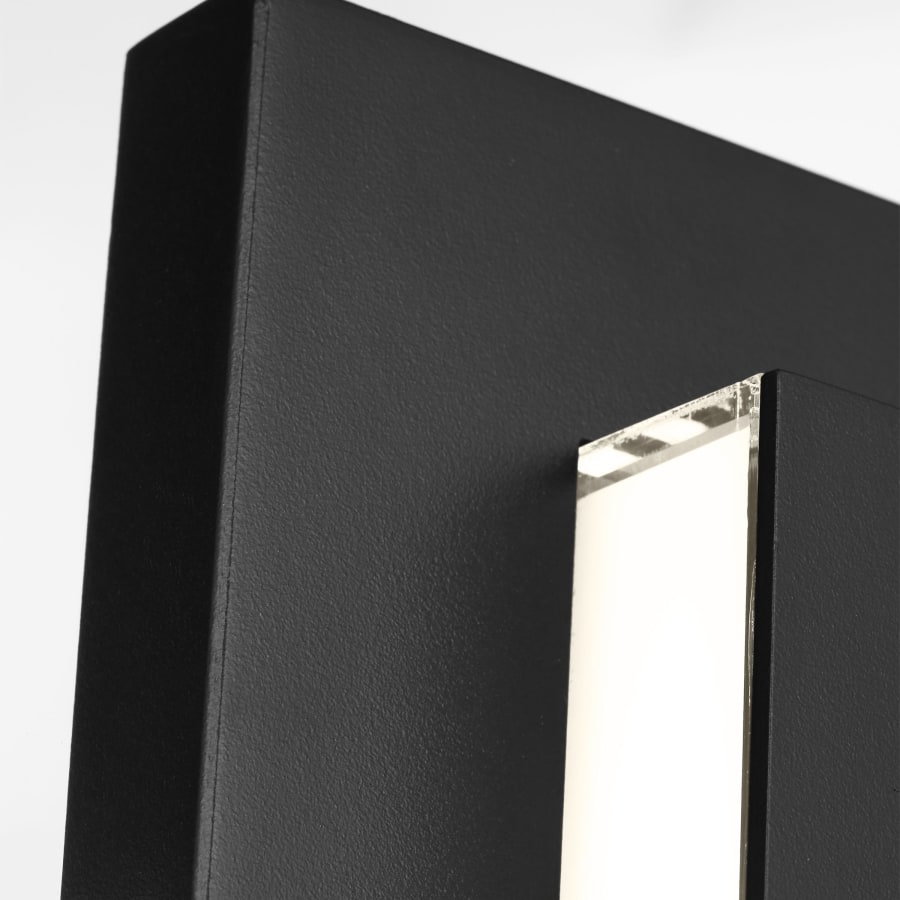 Visual Comfort Aspen 60" Outdoor Wall Sconce