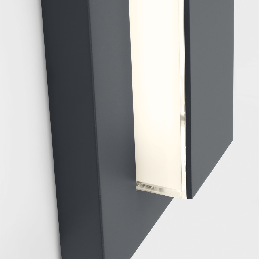 Visual Comfort Aspen 60" Outdoor Wall Sconce