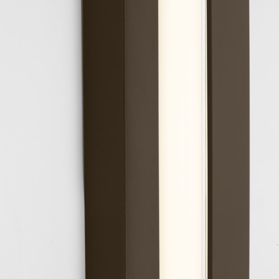Visual Comfort Aspen 60" Outdoor Wall Sconce