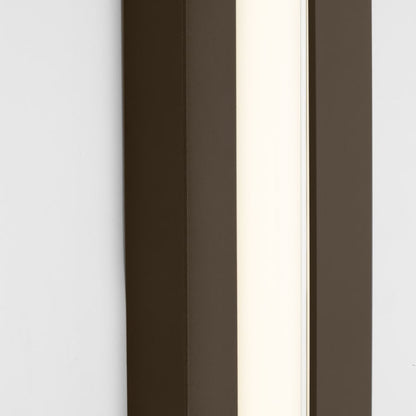 Visual Comfort Aspen 60" Outdoor Wall Sconce